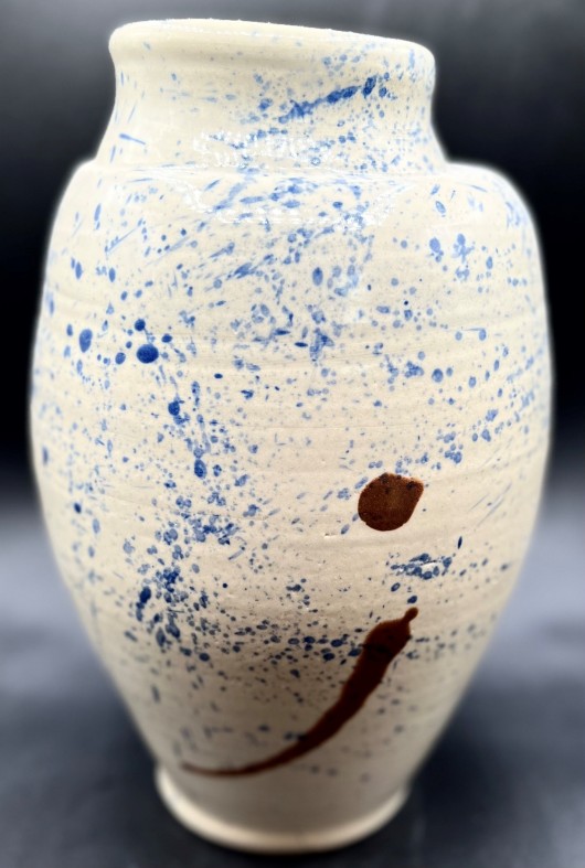 Lynch vase